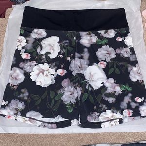 Floral print shorts